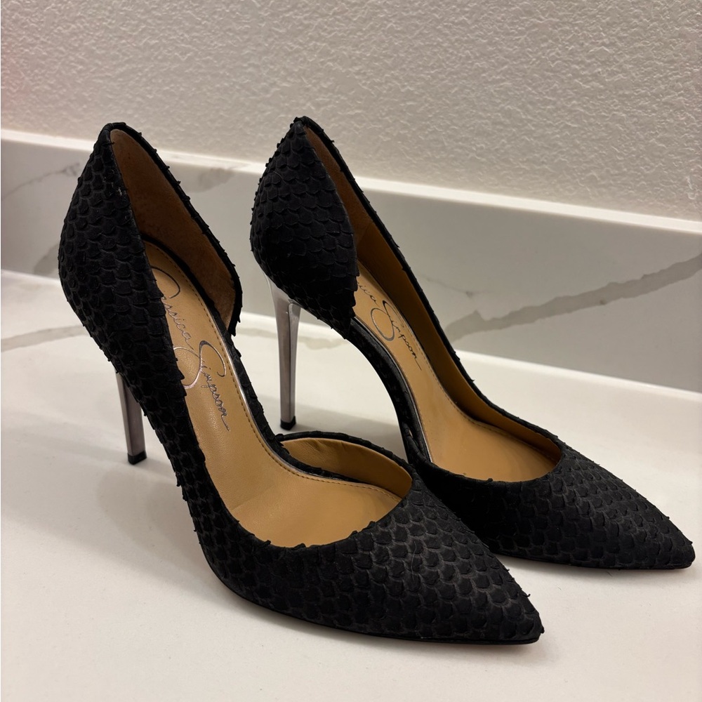 Jessica Simpson Black Textured Heels